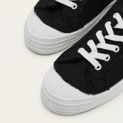 Balagan Novesta Star Master Sneakersy Meskie Vegan, Czarne Na Bialym- Sneakersy